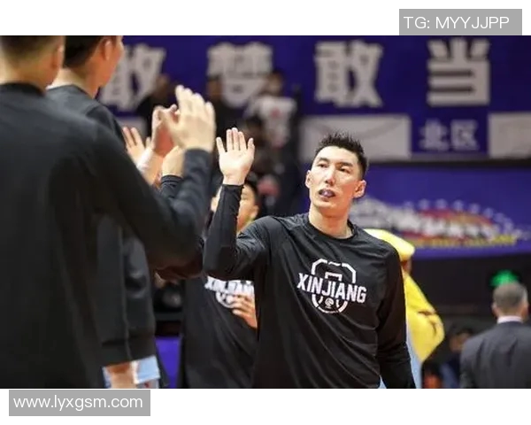 与足球明星的偶遇与成长之路我与梦想的交汇点